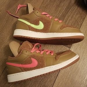Jordan 1 Low UtilityTeddy Bear (GS)